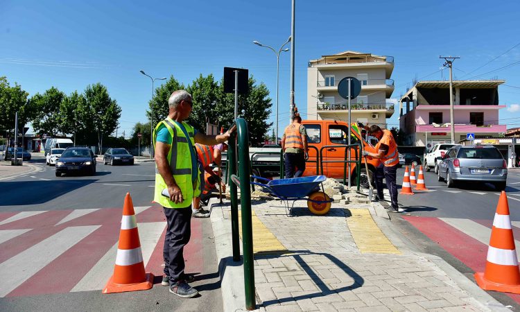 330.5 mln lekë për rehabilitimin e rrugëve, Bashkia Lezhë hap tenderin, ja akset që përfshihen